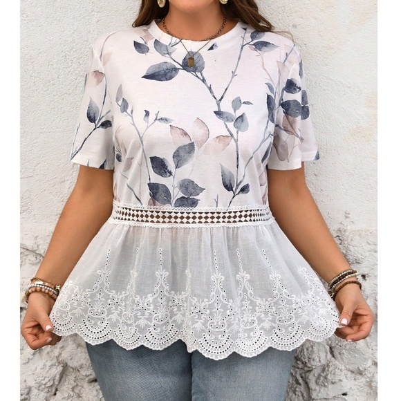 Plus Boho Floral Print Eyelet Scallop Lace Short Sleeve Top - Picture 6 of 8